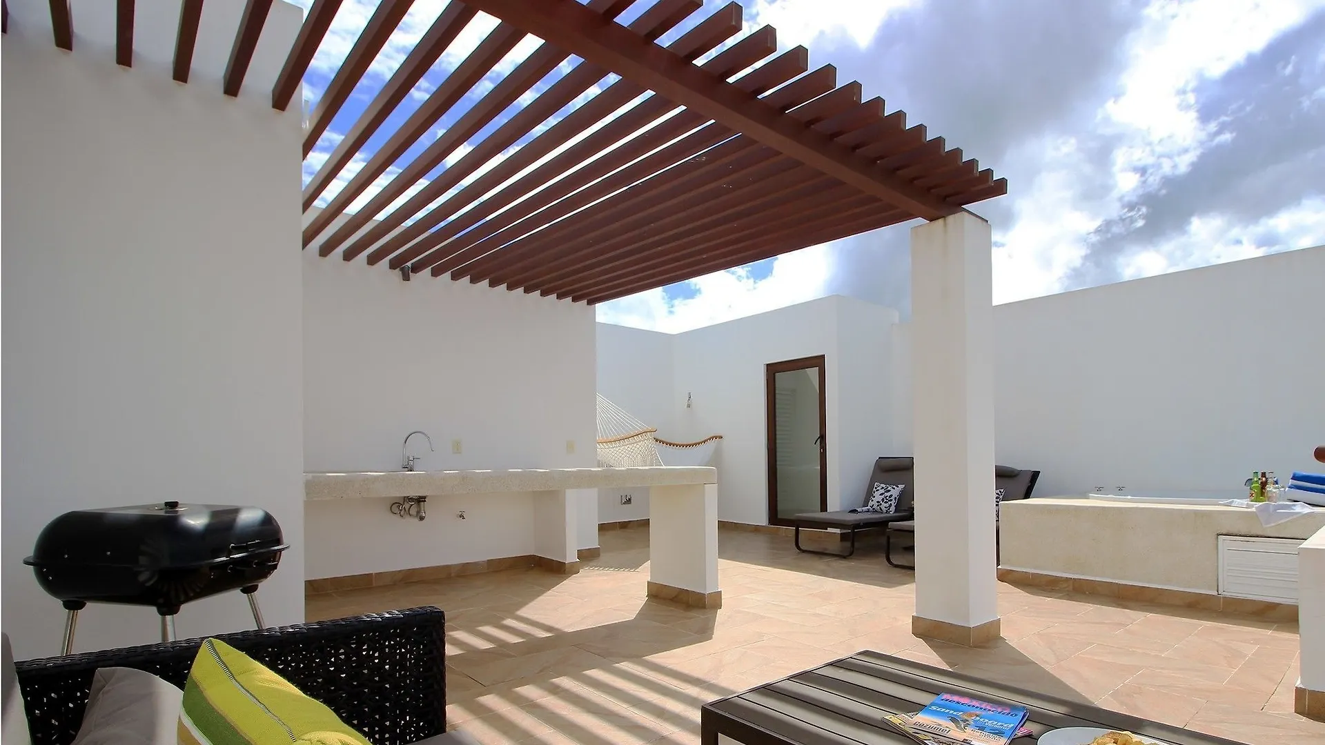 Penthouse With Terrace By Olahola Apartment Akumal